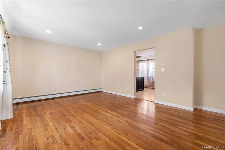 Property Photo:  10 Maple Road  NY 11746 