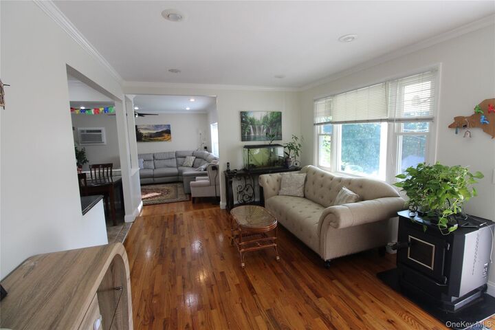 Property Photo:  650 Warren Avenue  NY 10594 