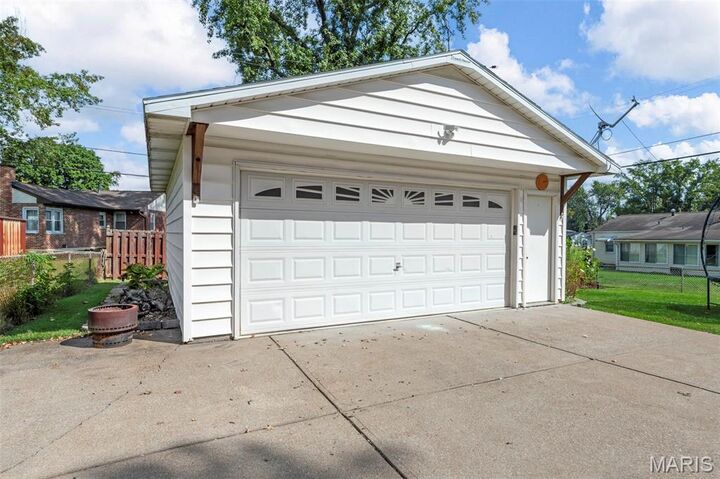 Property Photo: 10835 Mallory Drive MO 63123