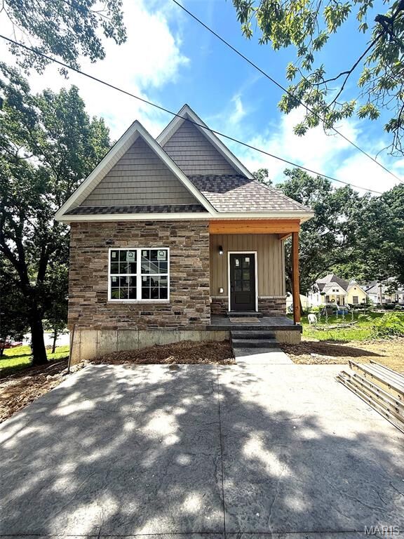 Property Photo: 621 McKissock Street Street MO 63020