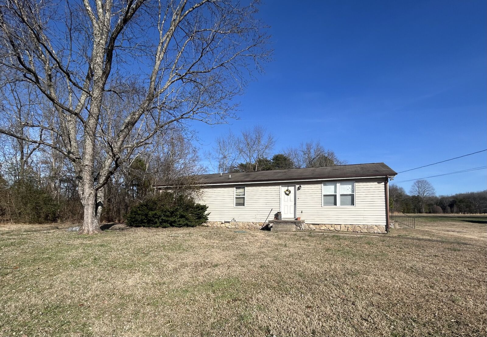 Property Photo:  1997 Logue Rd  TN 37122 