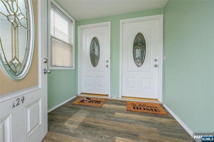 Property Photo:  129 Howard Avenue  NJ 07055 