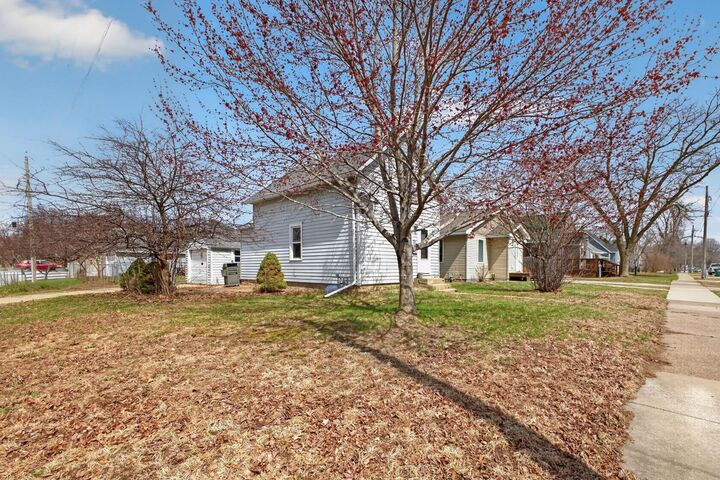 Property Photo:  701 10th Avenue SE  MN 55912 