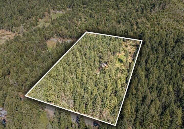 Property Photo:  707 McMullen Creek Road  OR 97538 