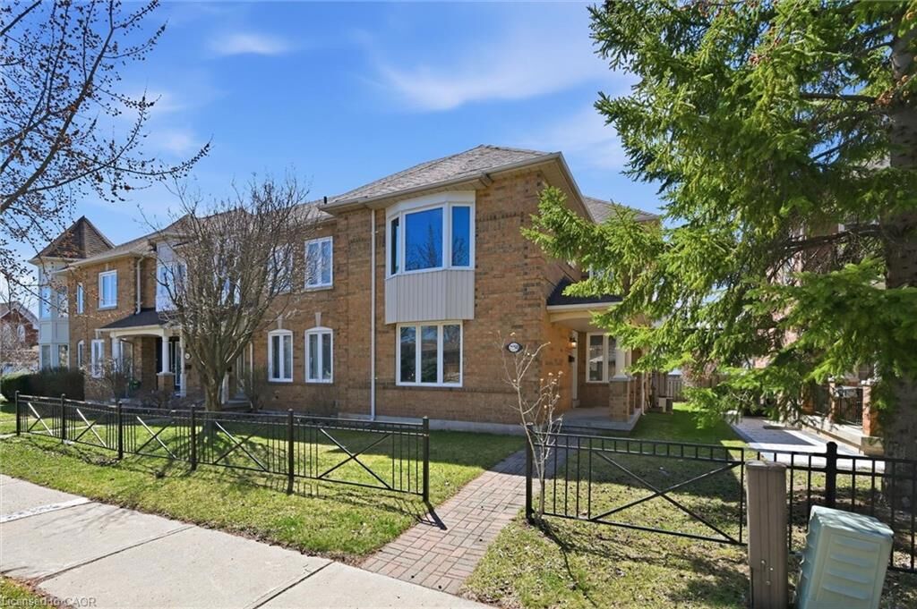 Property Photo:  2150 Fourth Line  ON L6M 3T2 