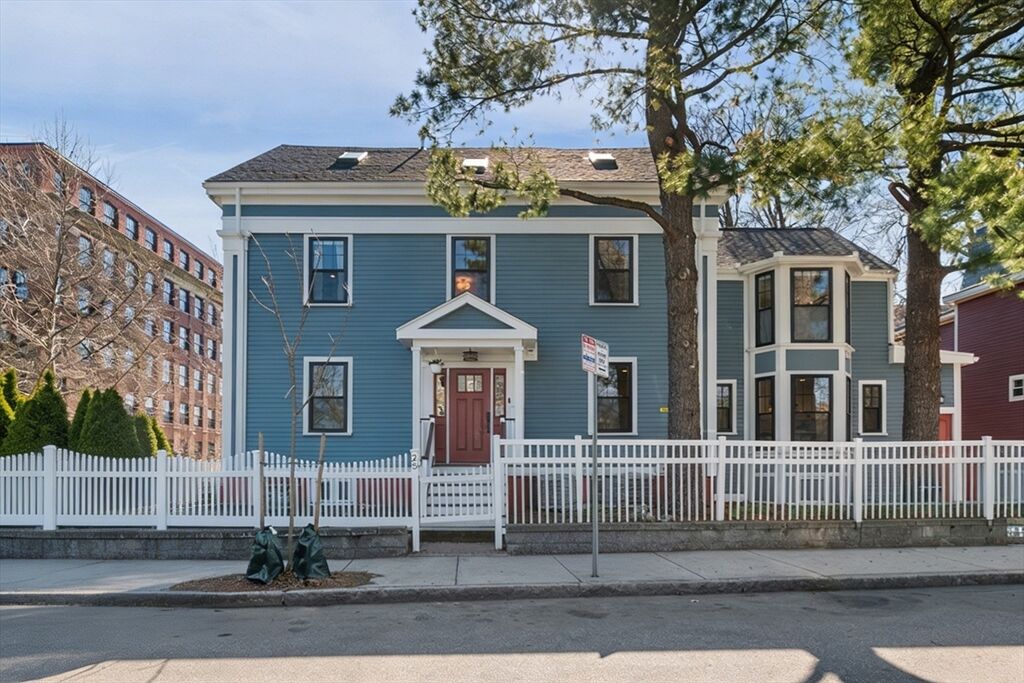 Property Photo:  23 Boardman St  MA 02139 