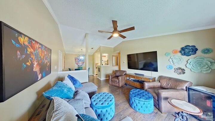 Property Photo: 2303 W Michigan Ave E-8 FL 32526