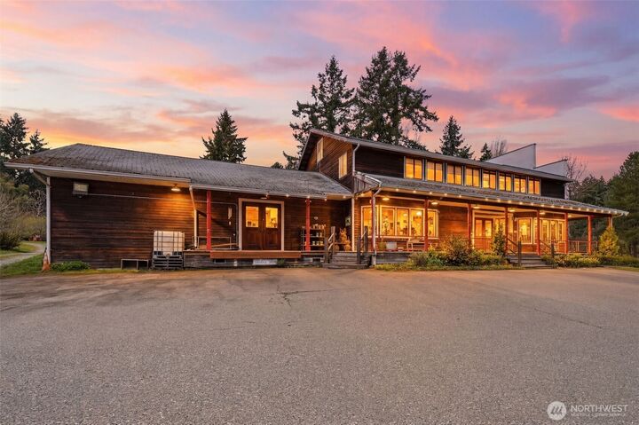 Property Photo: 20211 Vashon Highway SW WA 98070