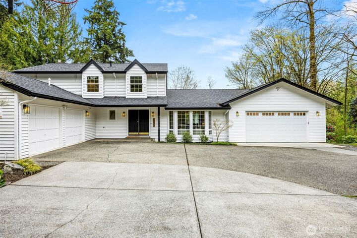 4 bed Redmond home for sale: 20627 NE 66th Place, Redmond, WA 98053