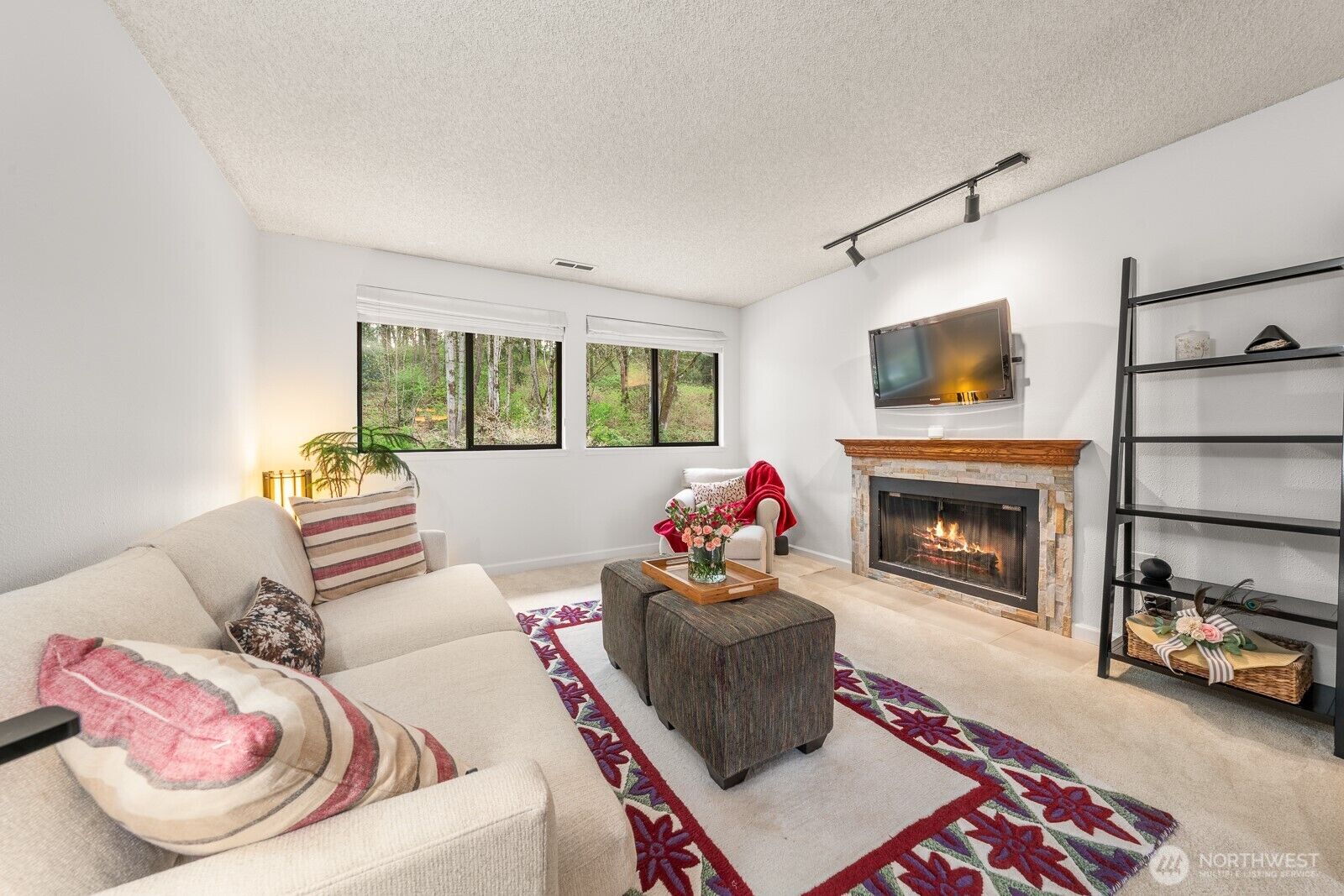 Property Photo:  9918 NE 144th Lane 406  WA 98034 