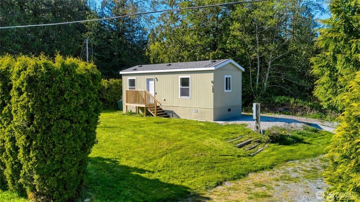 Property Photo: 500 Moose Trail WA 98281