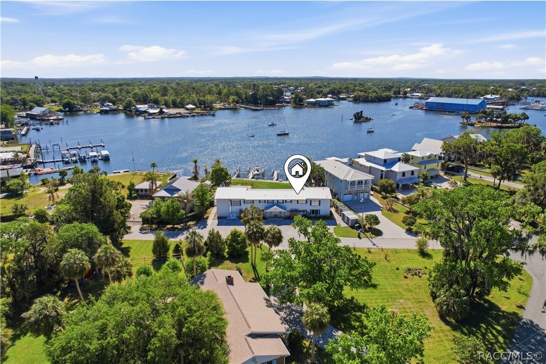 Property Photo:  503 NW 7th Avenue B  FL 34428 