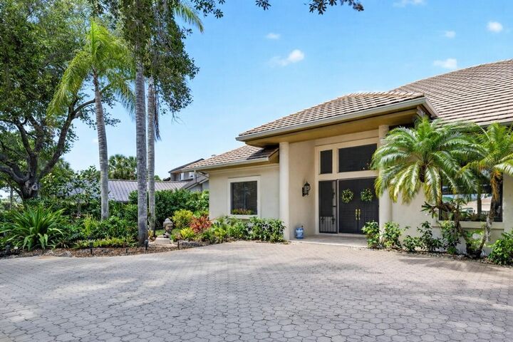 Property Photo:  6460 SE Winged Foot Drive  FL 34997 