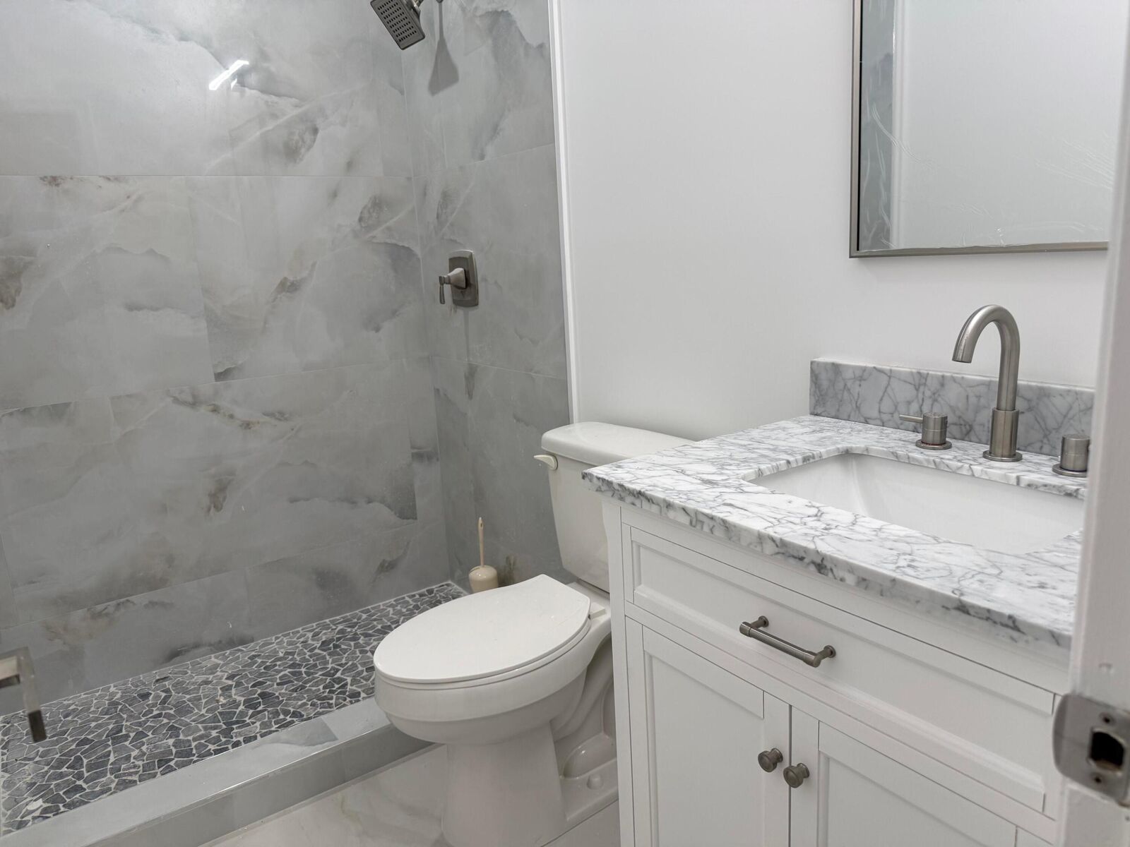 Property Photo:  2161 NE 68 Street NE Unit 303  FL 33308 