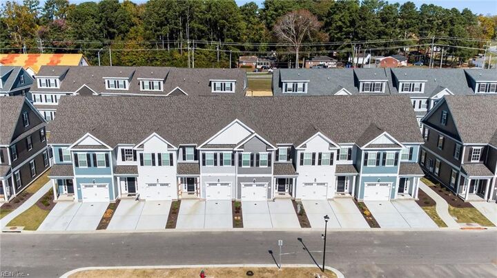 Property Photo: 4908 Apricot Way VA 23321