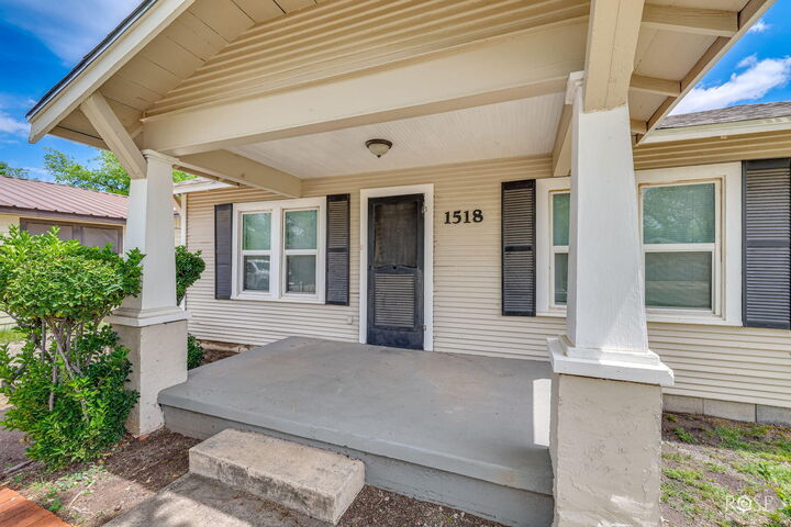 Property Photo:  1518 S David Street  TX 76903 