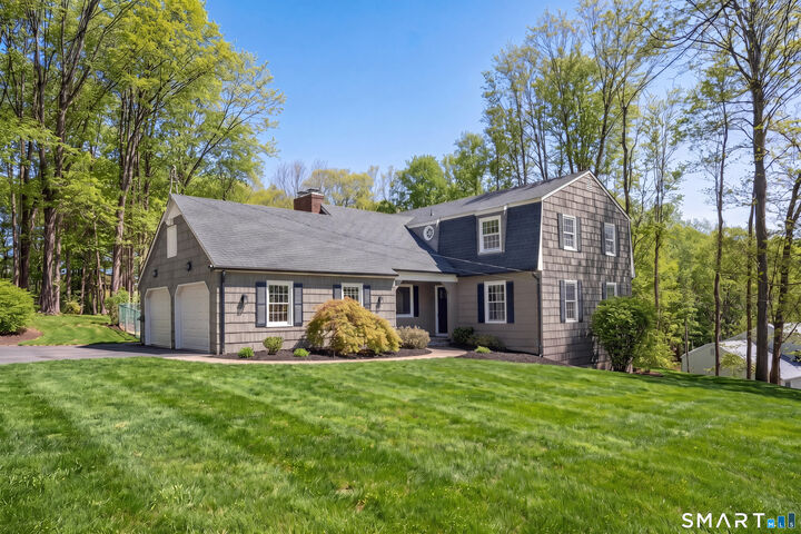 Property Photo:  34 Lindencrest Drive  CT 06811 