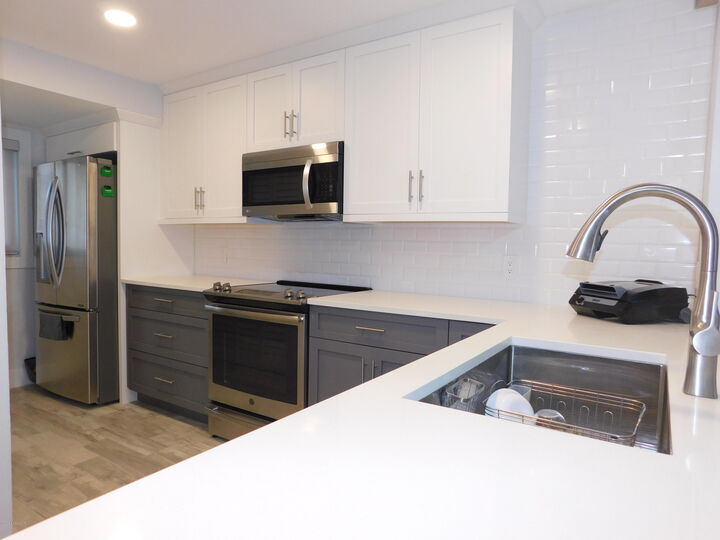 Property Photo: 3160 N Atlantic Avenue FL 32931