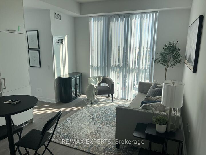 60 Honey Crisp Crescent 509 — photo 1