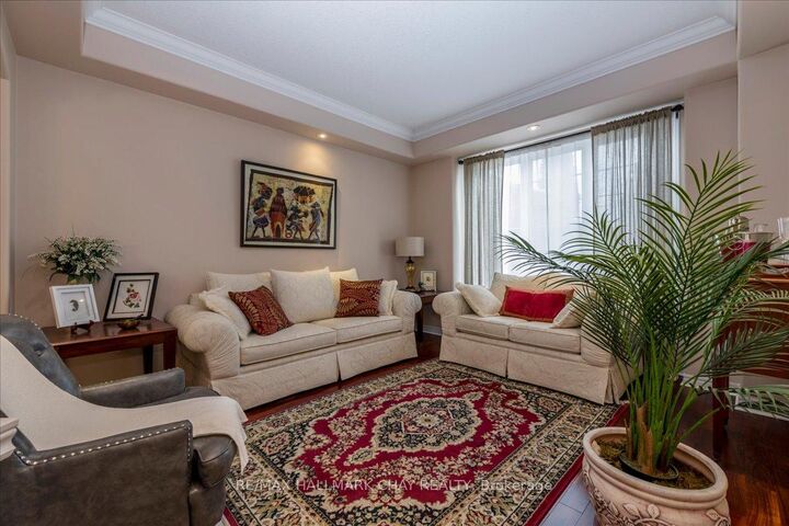 Property Photo: 30 Birkhall Place N ON L4N 0K6