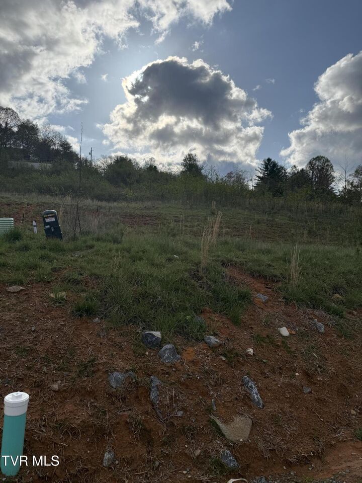 Property Photo:  805 Granby Road  TN 37660 