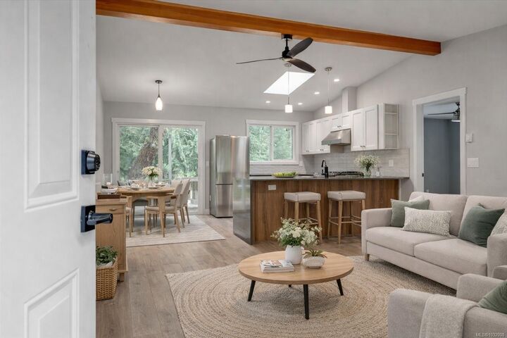 Property Photo: 840 Mary Rd BC V0R 1X3