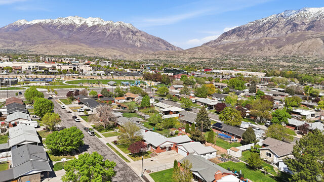 Property Photo:  1465 S 640 E  UT 84097 