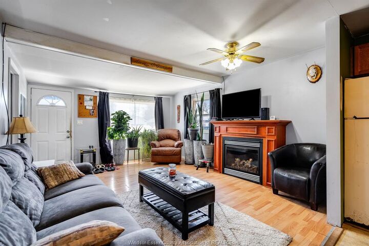 Property Photo:  1044 Birch Avenue  ON N9Y 3V1 