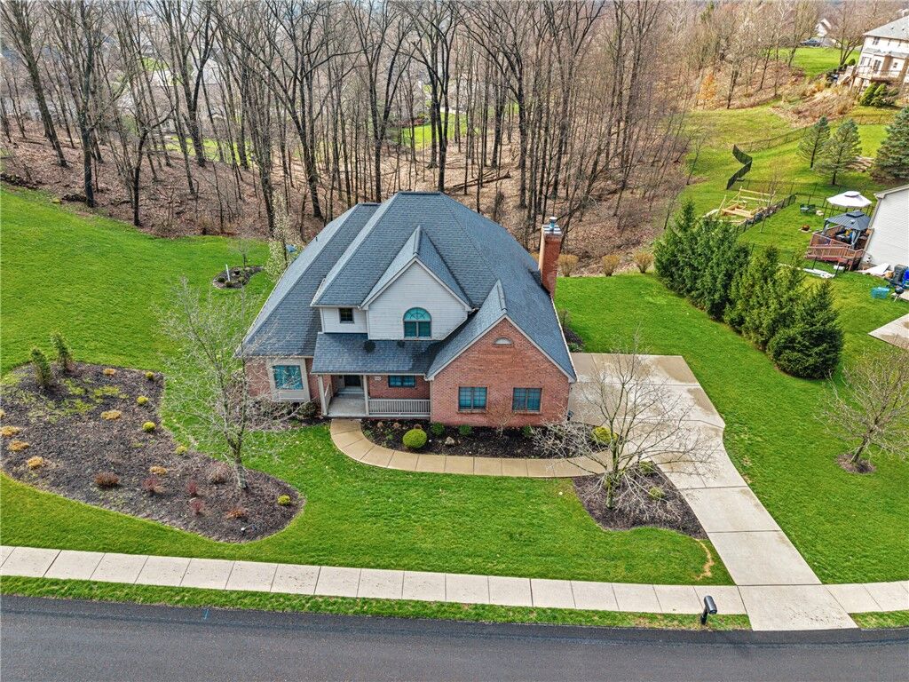 Property Photo:  535 Dorchester Dr.  PA 16046 