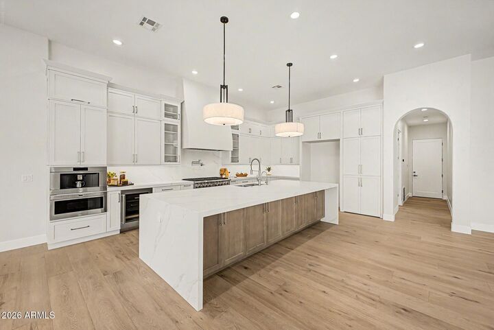 Property Photo: 6431 E Flat Iron Loop AZ 85118