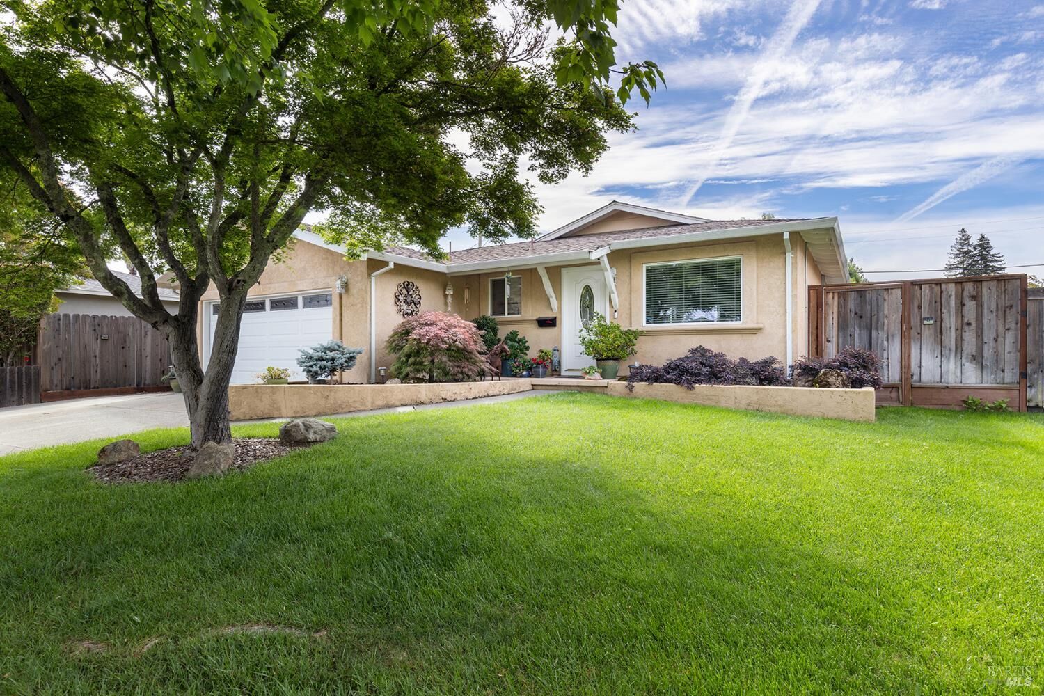Property Photo:  1717 Olympia Court  CA 94558 