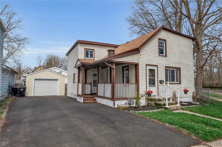 Property Photo:  32 Elm Street  NY 14150 