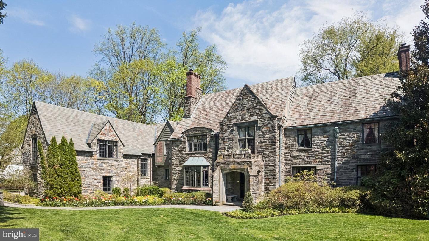 Property Photo:  517 Fishers Road  PA 19010 