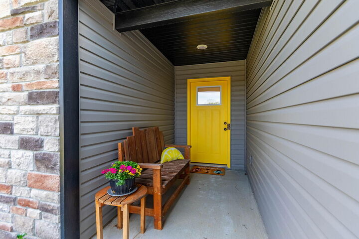 Property Photo:  5506 Geyser Blvd  MO 65202 