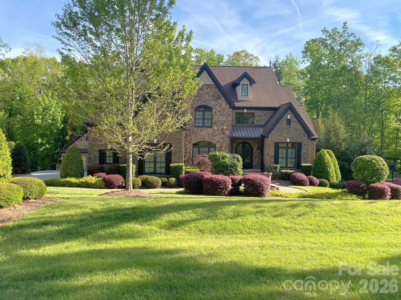 Property Photo:  733 Fawns Glen Place  SC 29710 
