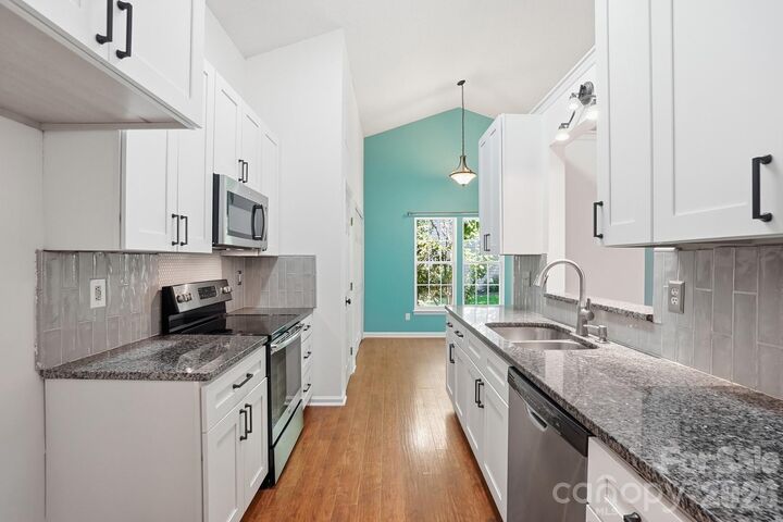 Property Photo:  3419 Pondridge Court  NC 28269 