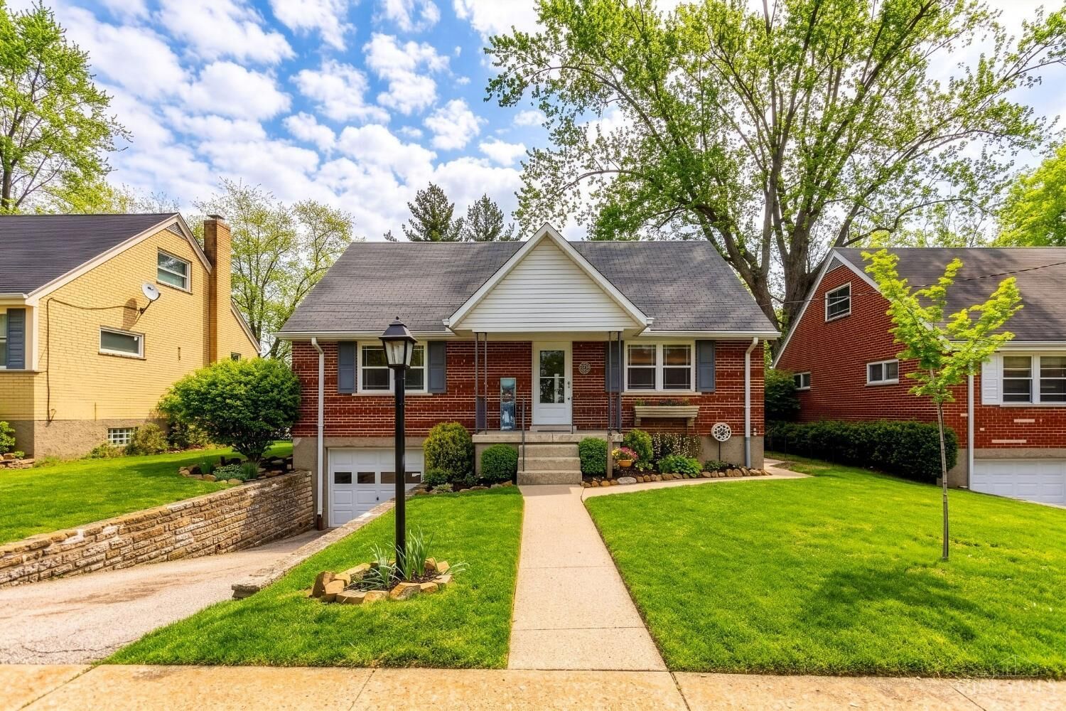 Property Photo: 1046 Fashion Avenue OH 45238