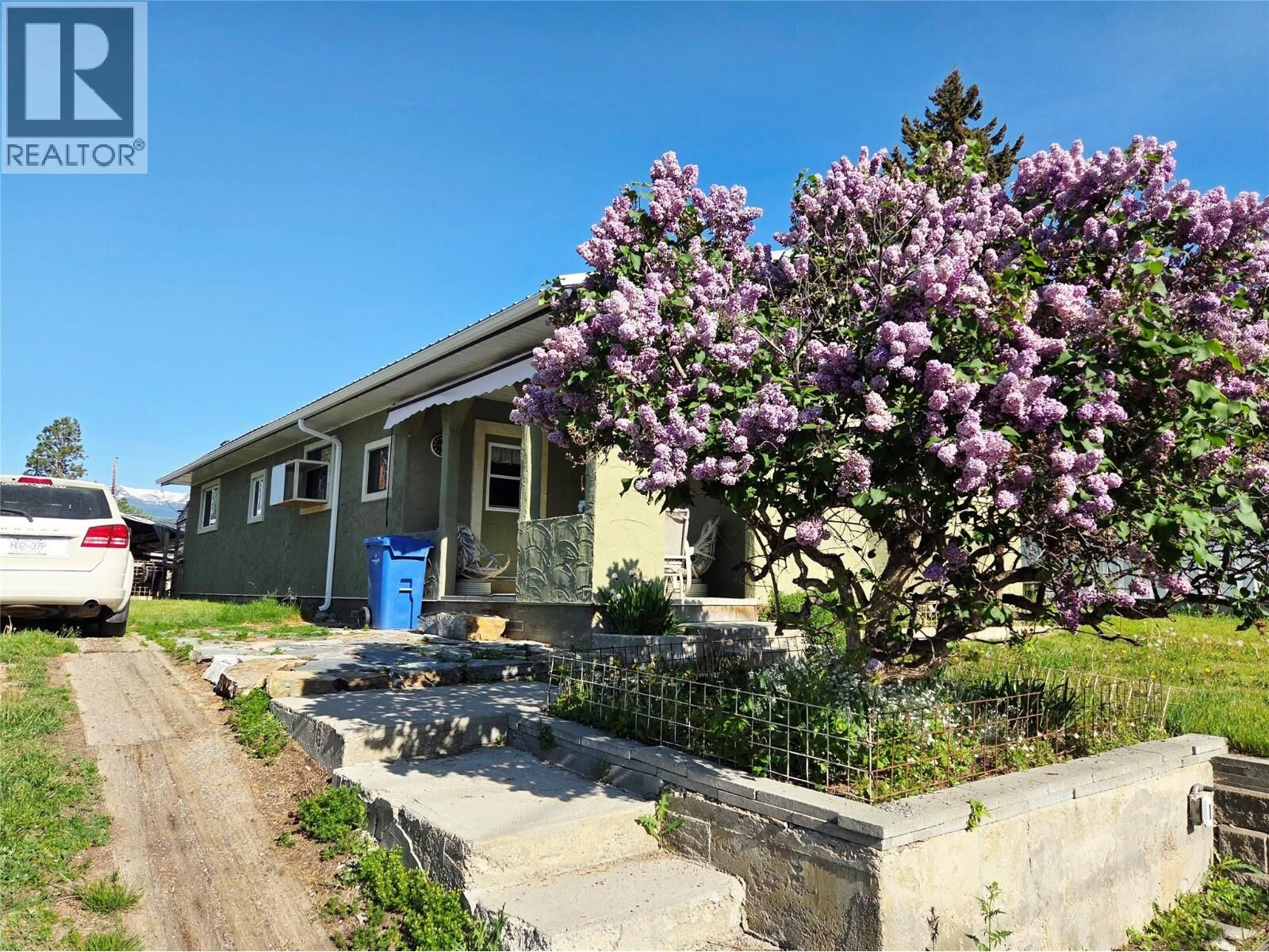 Property Photo: 113 311 Avenue BC V1A 3J6