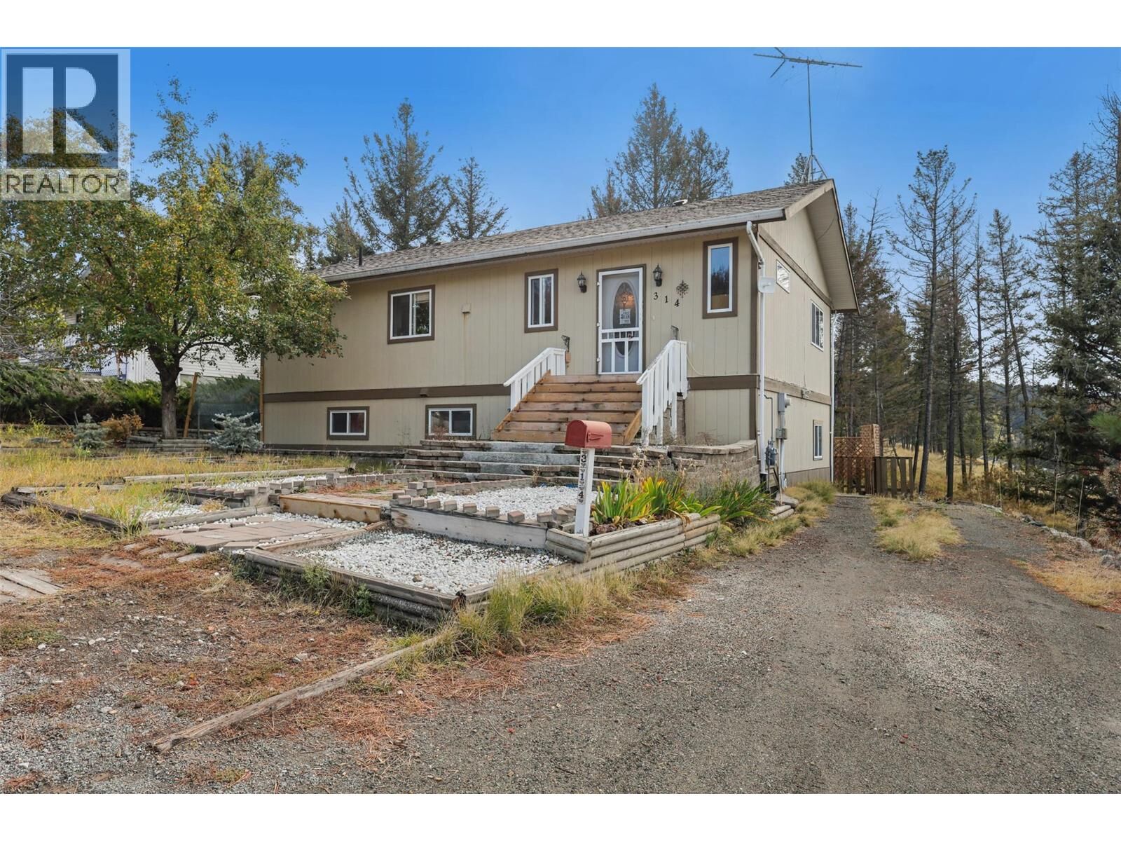 Property Photo: 314 Linden Road BC V0K 1W0