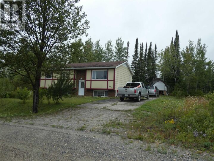 Property Photo: 423 Birch Cres ON P0T 2H0