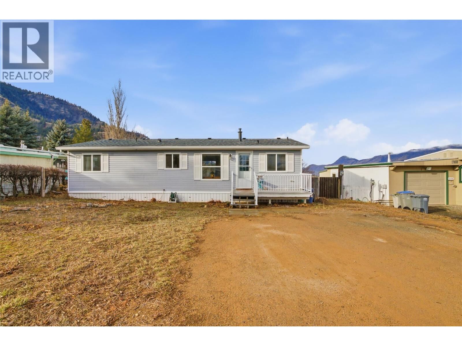 Photo de la propriété:  779 Klahanie Drive  BC V2C 5R1 