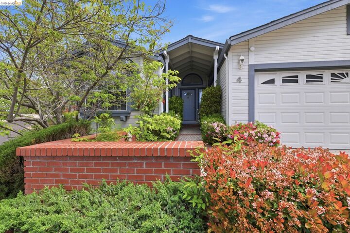 Property Photo:  19560 River Birch Ct. #4  CA 95370 