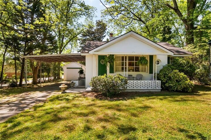 Property Photo:  2218 East Street SE  GA 30014 