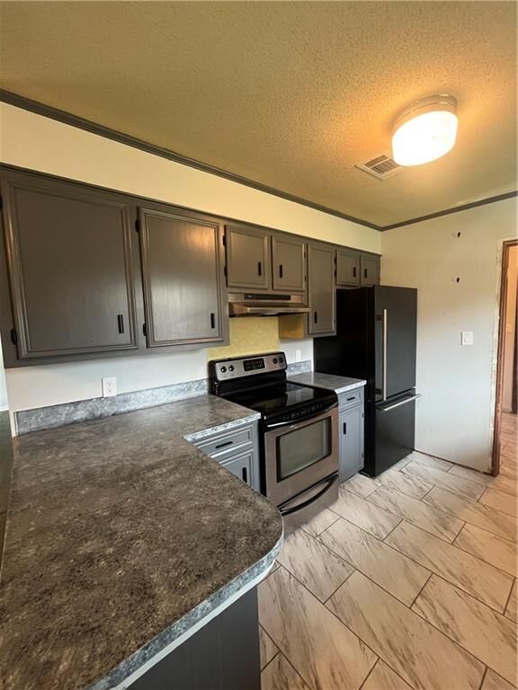 Property Photo: 6855 Highway 129 LA 71354