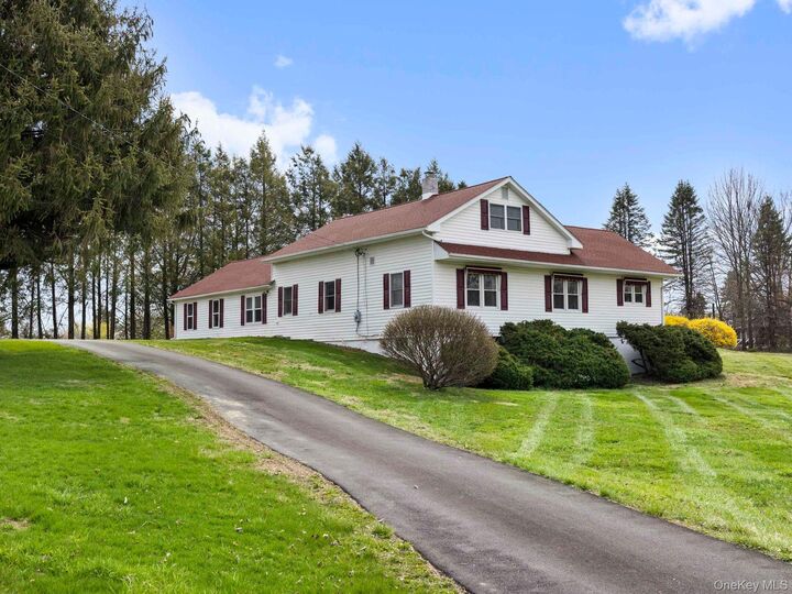 Property Photo:  5 Shari  NY 12542 