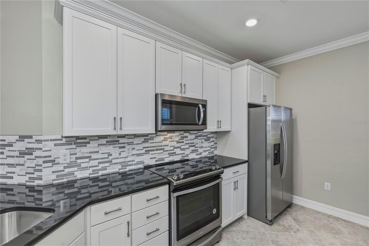 Property Photo:  13927 Vadini Street  FL 34293 