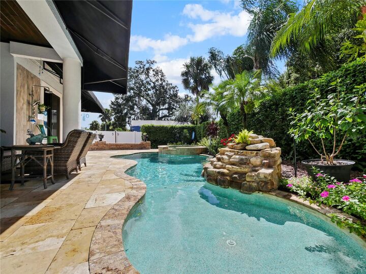 Property Photo: 200 Vine Street FL 32765