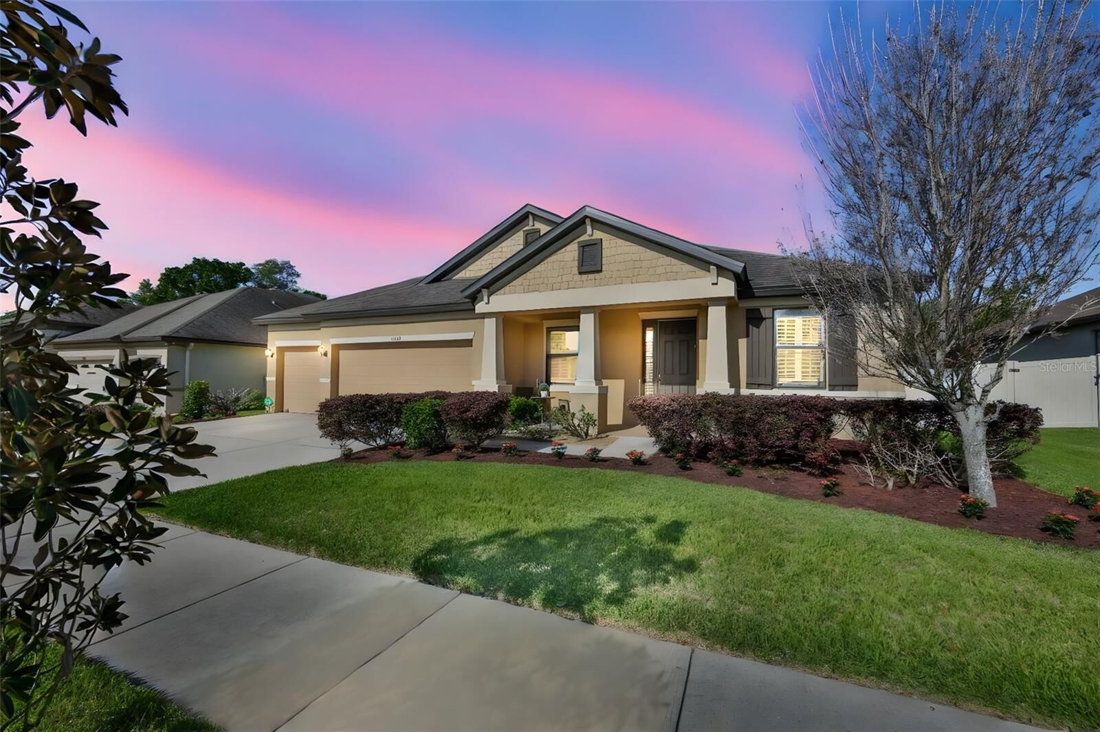 Property Photo: 11014 Brahman Ranch Circle FL 33578