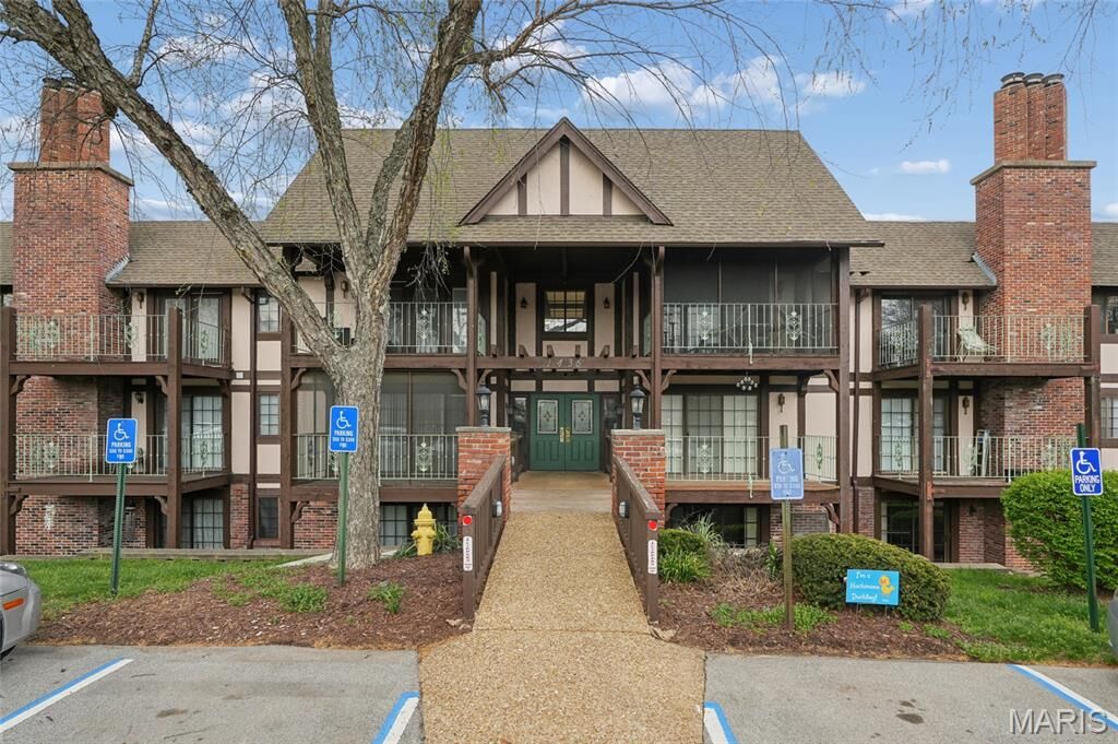 Property Photo:  1436 Heritage Landing 32  MO 63303 