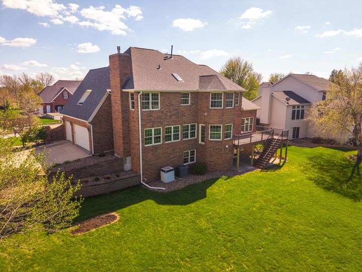 Property Photo:  402 Northridge Estates  IL 61761 